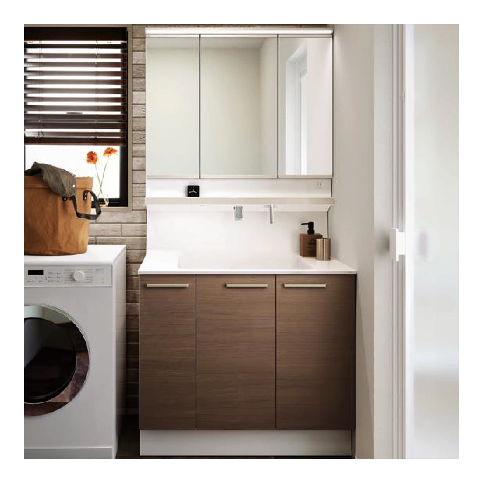 ###TOTO 洗面化粧台 ハイクラス オクターブ 片引き出し 左側回避+体重計収納あり カウンター高さ800mm 間口750mm 寒冷地 受注約1週〔GA〕 TOTO 洗面化粧台 オクターブライト 間口900mm 2段引き出し